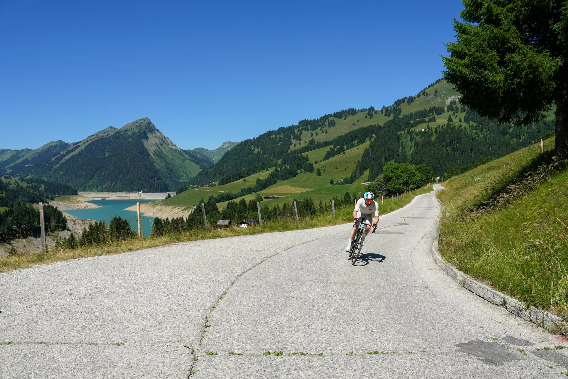 Granfondo Majestic gallery image 2