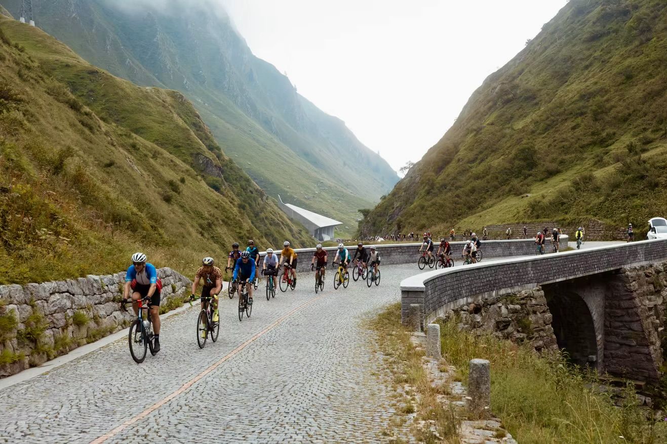 Tour des Alpes Suisses gallery image 10