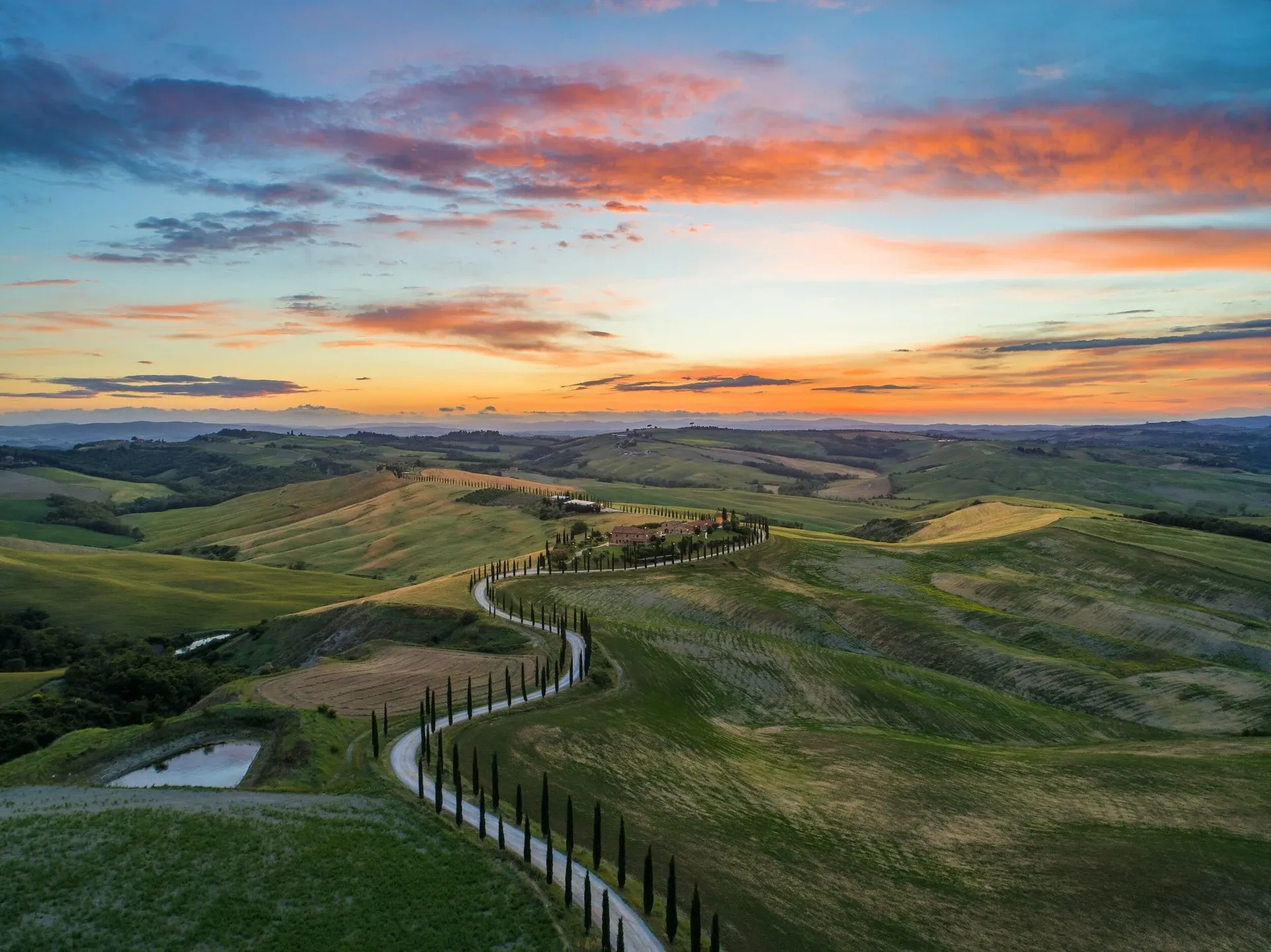 Strade Bianche Granfondo Experience